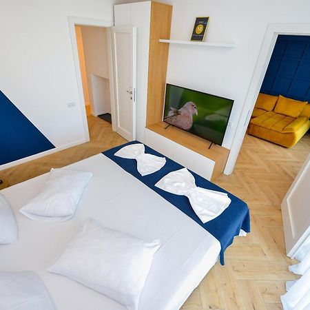 Downtown By Grand Accommodation Bucharest Exterior photo